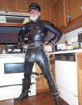 8405-12012010-papi-latex-sm.jpg