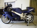 GSX-R750 04.jpg