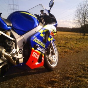 GSX-R 600 K2 Telefonica