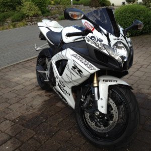 GSX R600