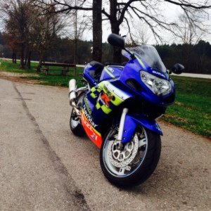 Suzuki GSX-R K1 Movistar