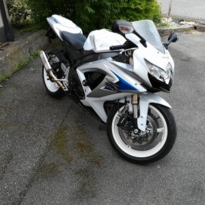 GSX-R 600 K8