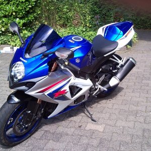 GSX-R 1000 K8