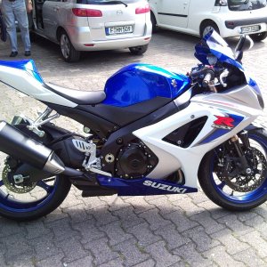 GSX-R 1000 K8