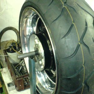 240/40-R18

Alles neu!