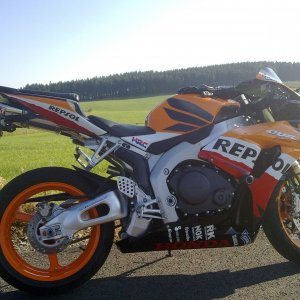 meine alte Repsol Fireblade