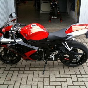 GSX R600K8