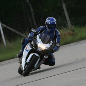 GSX R1000 06