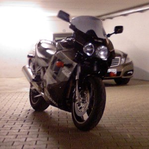 GSXR 1100.