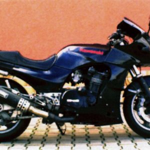 Kawasaki GPZ 900 R