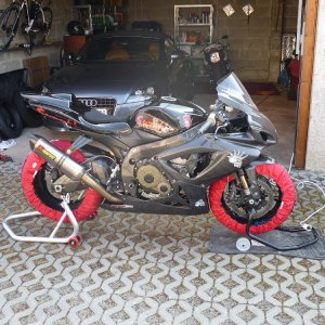 GSXR 750 K7