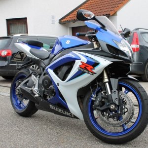 Meine Suzuki Vorne Links