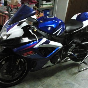 GSXR 750 K7