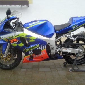 GSXR 600 K2