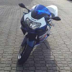 Suzuki GSXR750 (02)