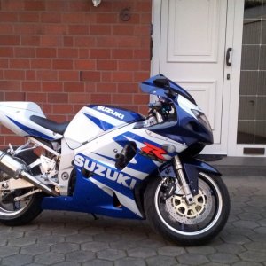 Suzuki GSXR750 (09)