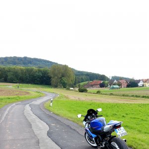 GSX R 1000 K7   05