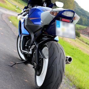 GSX R 1000 K7   06