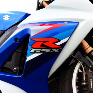 GSX R 1000 K7   21