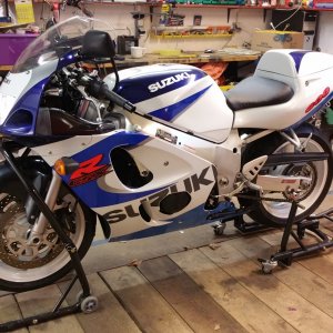 GSXR 600 SRAD Bild (8)