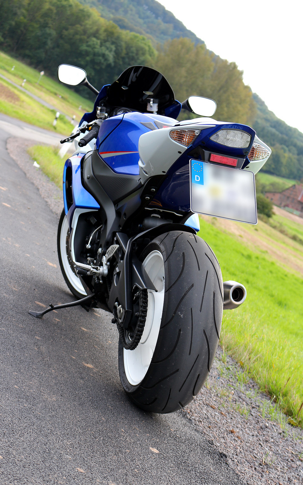 GSX R 1000 K7   06