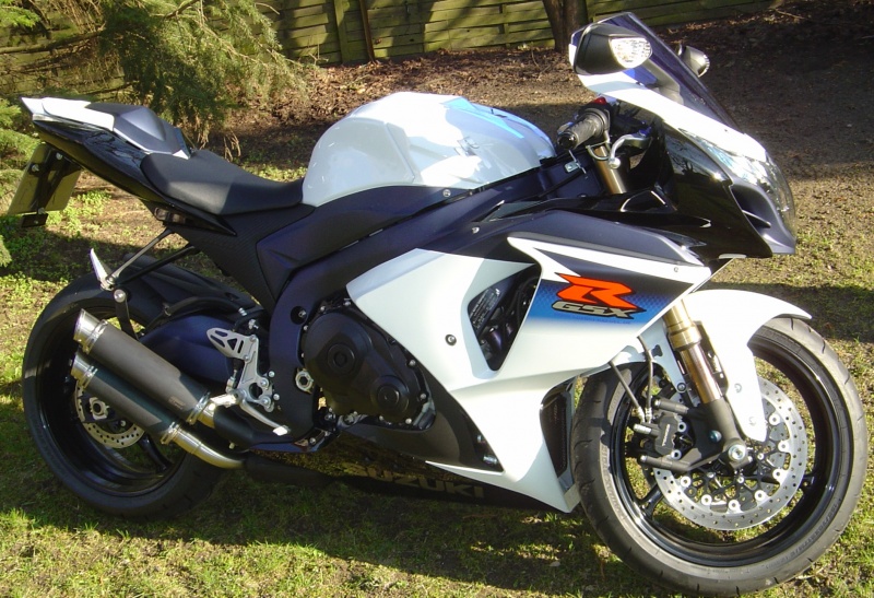 GSX R1000 01