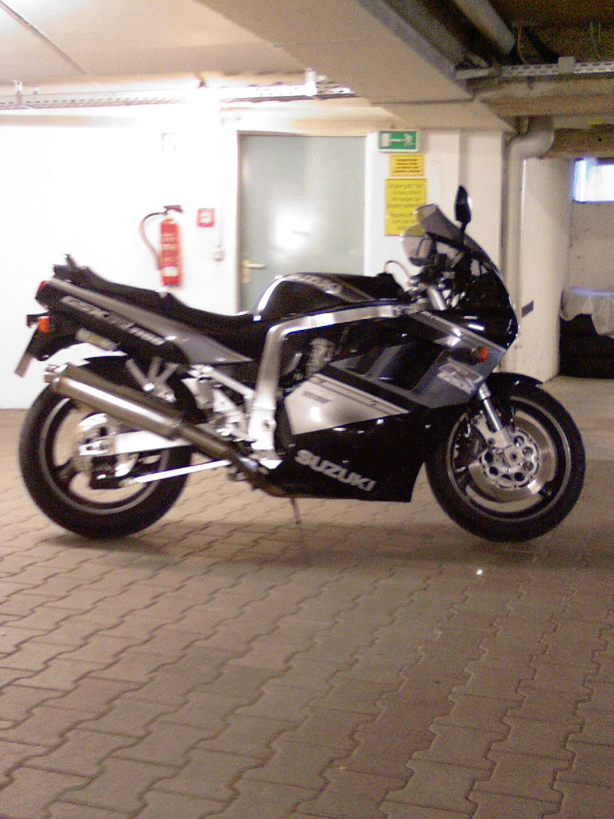 GSXR 1100