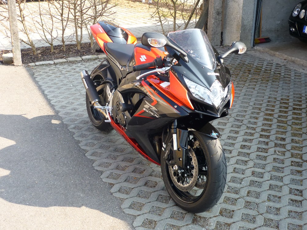 GSXR 750 L0