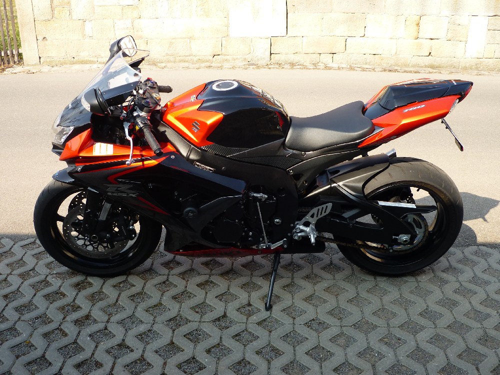 GSXR 750 L0