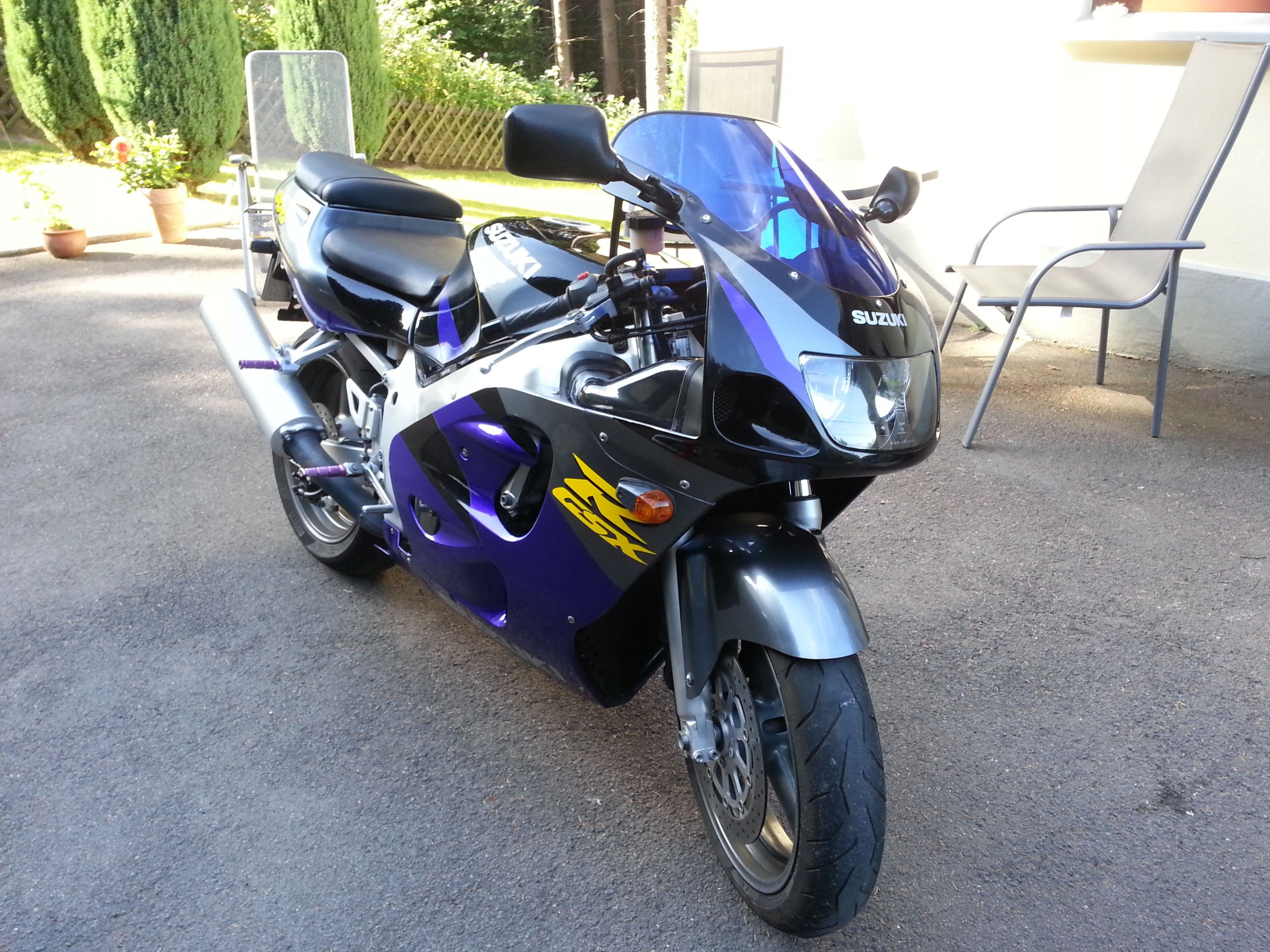 gsxr1