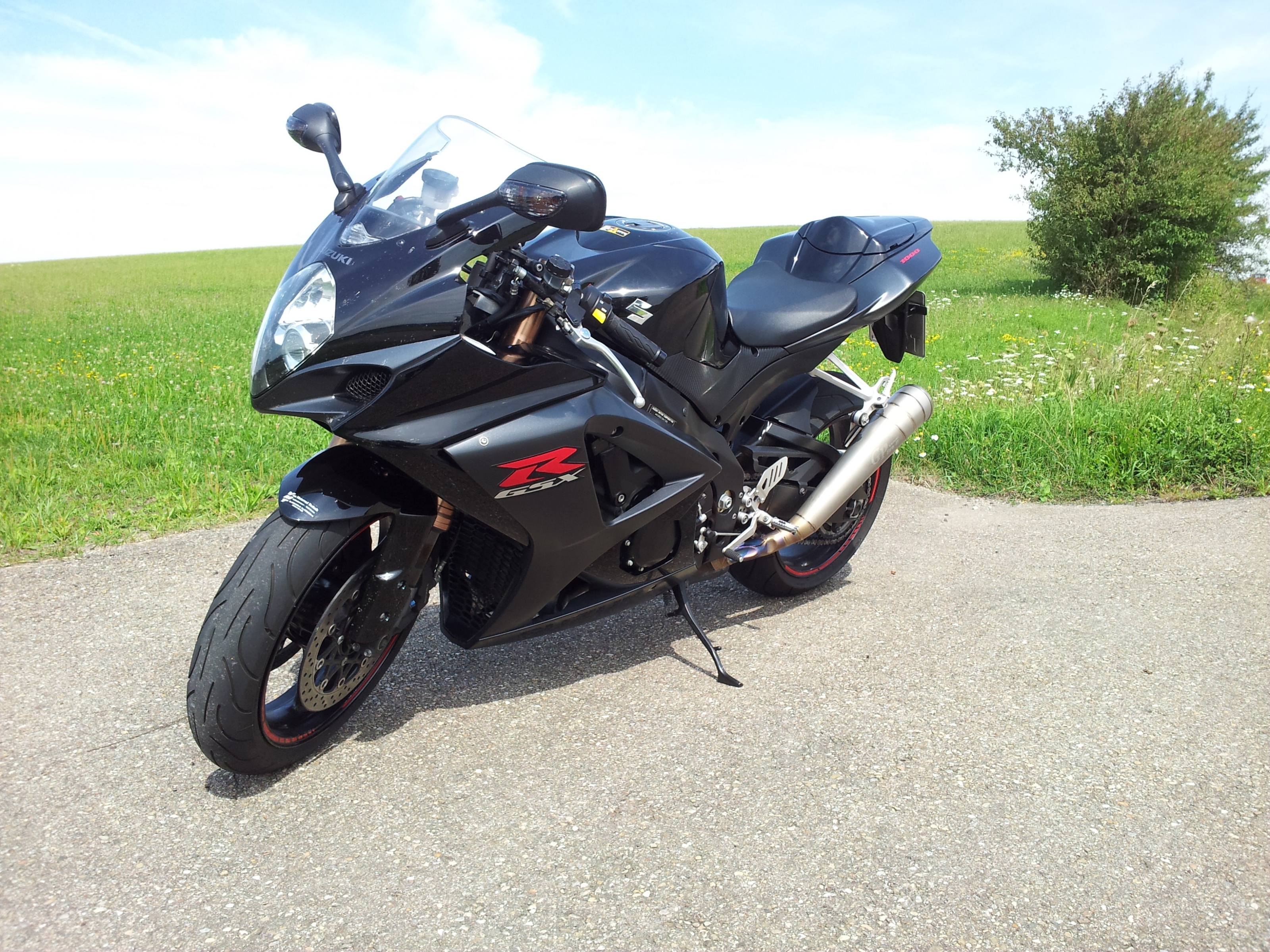 Neuzugang seit Juli2013 => GSXR 1000 K7