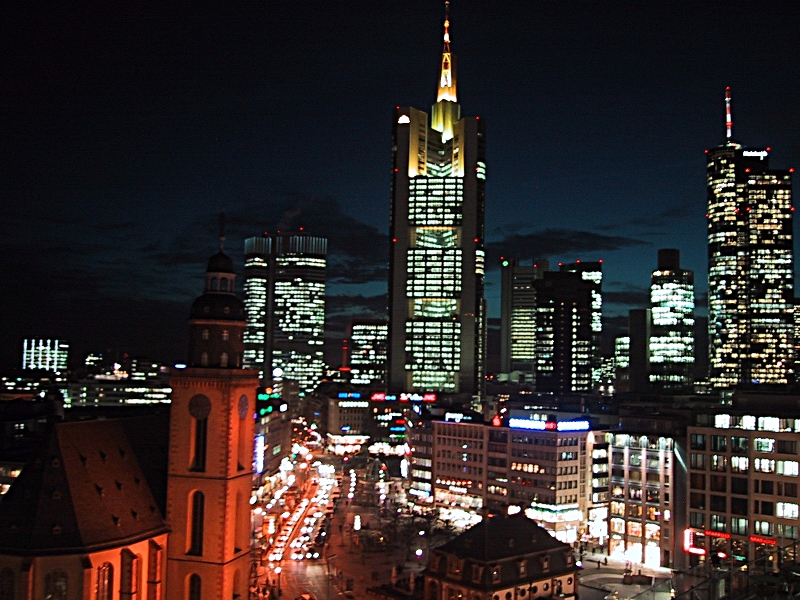 Paulskirche und Bankenviertel