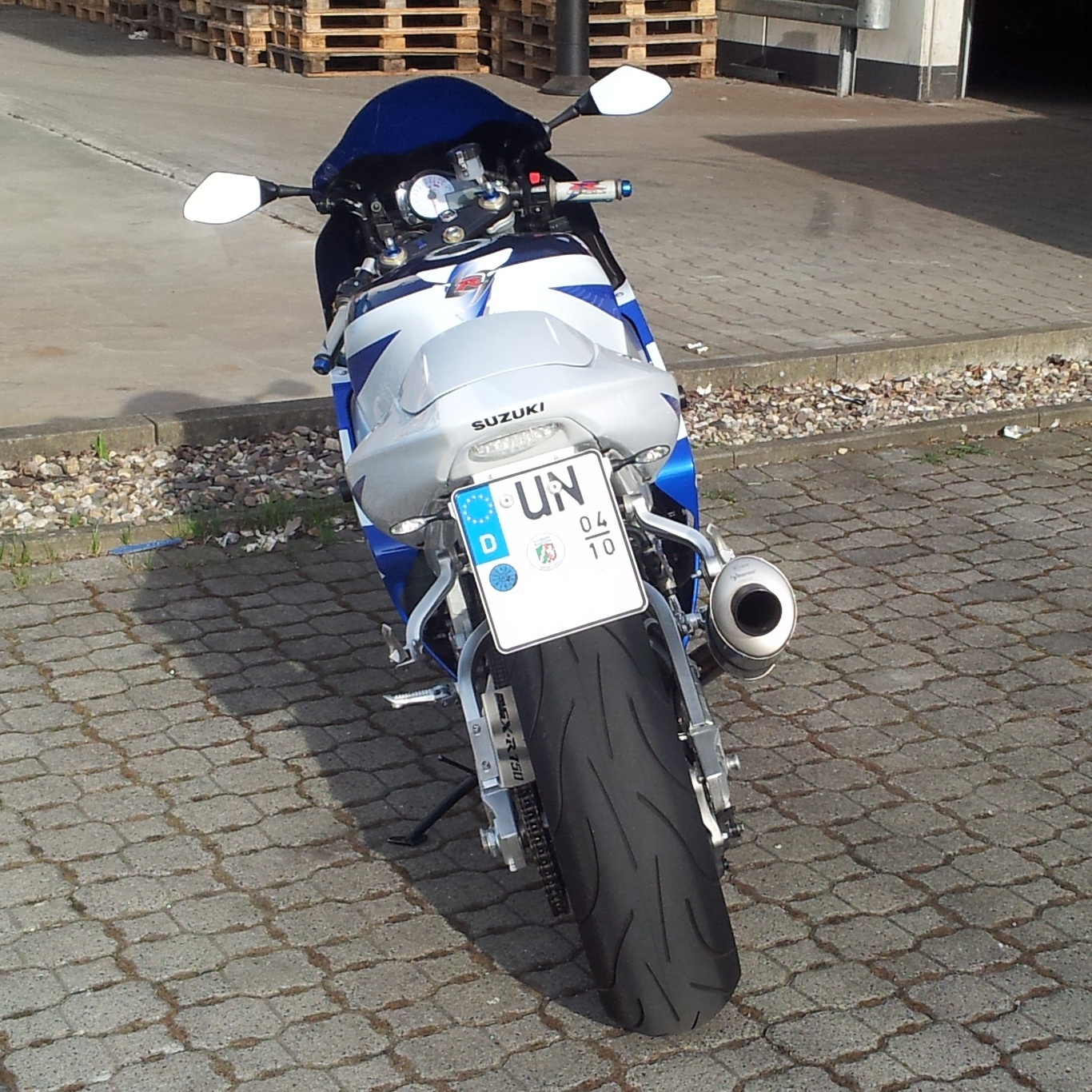 Suzuki GSXR750 (06)