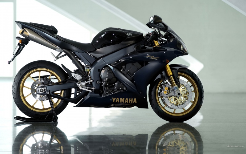 Yamaha YZF R1SP 2006 07 1920x1200